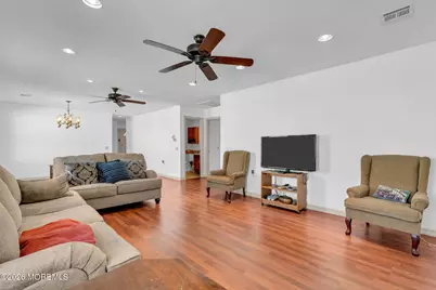 102 Canterbury Lane, Toms River Township, NJ 08757 - Photo 12