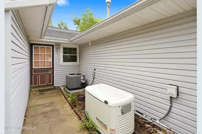 18 Scenic Drive, Freehold, NJ 07728 - Photo 30