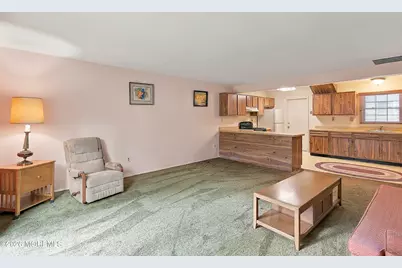 18 Scenic Drive, Freehold, NJ 07728 - Photo 6