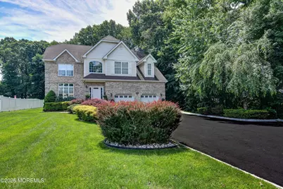 220 Lloyd Road, Aberdeen Township, NJ 07747 - Photo 2