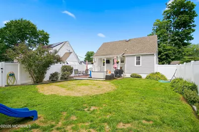 2 Helen Avenue, Freehold, NJ 07728 - Photo 30