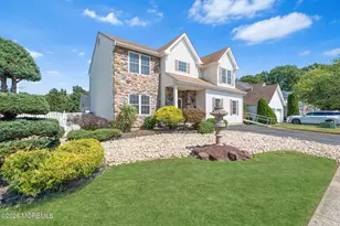 108 Nutmeg Rd, Aberdeen Township, NJ 07747 - Photo 1