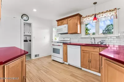 6 Middlesex Road, Matawan, NJ 07747 - Photo 6