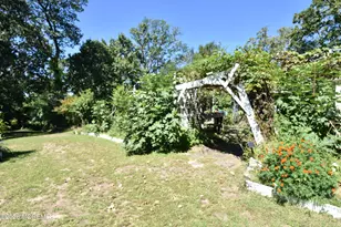 636 Holmdel Rd, Hazlet Township, NJ 07730 - Photo 48