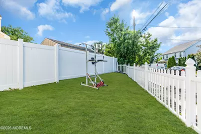 701 Beachview Avenue, Union Beach, NJ 07735 - Photo 28