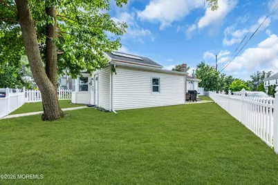 701 Beachview Avenue, Union Beach, NJ 07735 - Photo 22