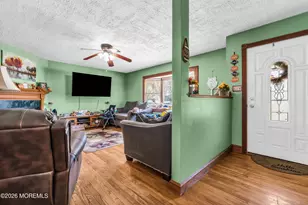 451 Beacon St, Toms River Township, NJ 08757 - Photo 4