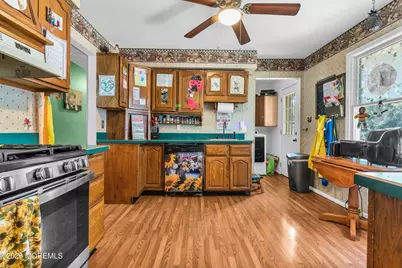 451 Beacon Street, Toms River Township, NJ 08757 - Photo 8