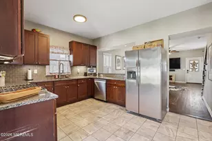602 1/2 Newark Ave, Bradley Beach, NJ 07720 - Photo 14