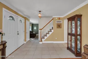122 Hibernia Way, Freehold, NJ 07728 - Photo 14