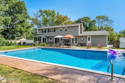 122 Hibernia Way, Freehold, NJ 07728 - Photo 10