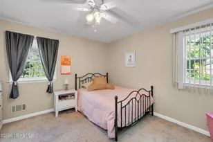 122 Hibernia Way, Freehold, NJ 07728 - Photo 28