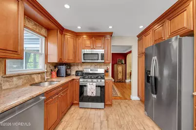 122 Hibernia Way, Freehold, NJ 07728 - Photo 22