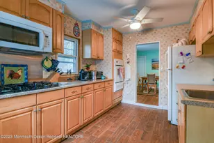 819 Dunlewy St, Asbury Park, NJ 07712 - Photo 20