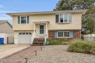 8 Frankies Ln, Toms River Township, NJ 08753 - Photo 4
