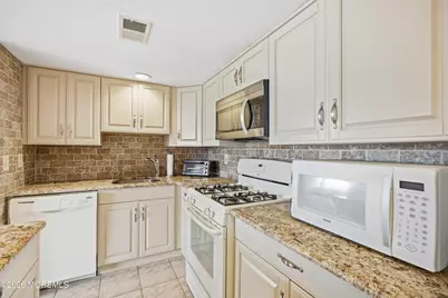 25 Fremont Avenue #1B, Seaside Heights, NJ 08751 - Photo 8