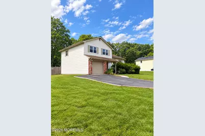 26 Chestnut Hill Road, Howell Township, NJ 07731 - Photo 4