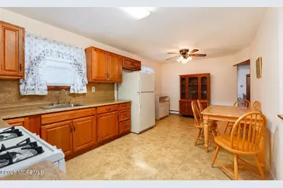 212 Carteret Avenue, Seaside Heights, NJ 08751 - Photo 24
