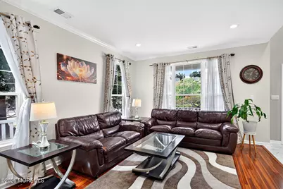 422 Ansley Court, Morganville, NJ 07751 - Photo 4