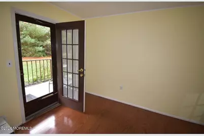 1304 Wellington Place, Aberdeen Township, NJ 07747 - Photo 12