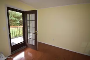 1304 Wellington Pl, Aberdeen Township, NJ 07747 - Photo 12