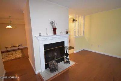 1304 Wellington Place, Aberdeen Township, NJ 07747 - Photo 4