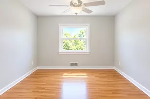 28 Woodside Dr, Howell Township, NJ 07731 - Photo 8