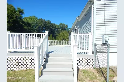 28 Woodside Drive, Howell Township, NJ 07731 - Photo 12