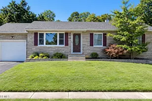 28 Woodside Dr, Howell Township, NJ 07731 - Photo 1