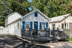 1 Krueger Pl, Middletown, NJ 07748 - Photo 2