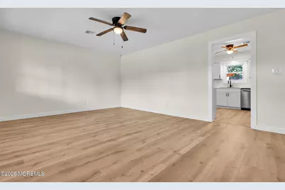 475 Lighthouse Drive, Manahawkin, NJ 08050 - Photo 10