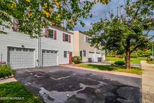 604 Randall Way, Aberdeen Township, NJ 07747 - Photo 10