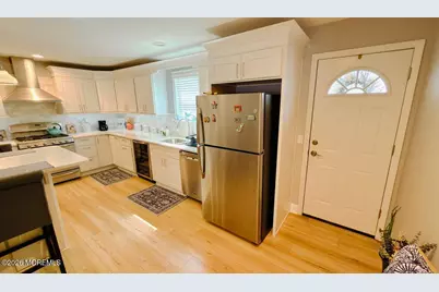 520 Parkwood Avenue, Toms River Township, NJ 08753 - Photo 8