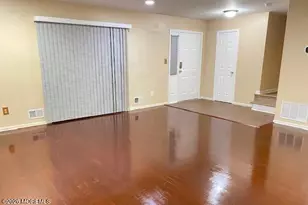 1077 Roseberry Ct, Morganville, NJ 07751 - Photo 2