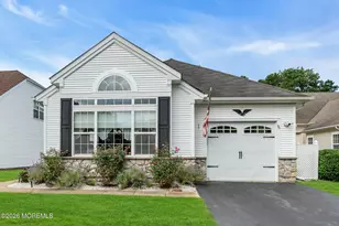 30 Arcadia Dr, Manchester Township, NJ 08759 - Photo 2