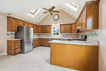 109 Willow Drive, Neptune Township, NJ 07753 - Photo 32
