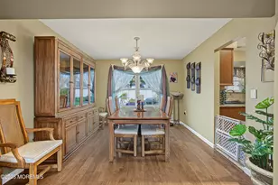 27 Silverbrooke Cir, Howell Township, NJ 07731 - Photo 8