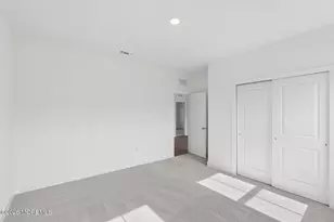 24 Tee Pl, Neptune Township, NJ 07753 - Photo 22