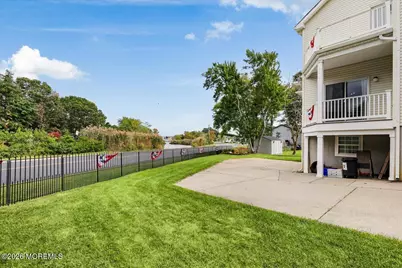 129 W Long Branch Avenue, Ocean Gate, NJ 08740 - Photo 32