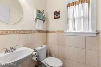 129 W Long Branch Avenue, Ocean Gate, NJ 08740 - Photo 16