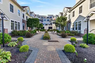 7 Grove Ct, Asbury Park, NJ 07712 - Photo 2