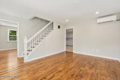 179 Wall Street, West Long Branch, NJ 07764 - Photo 4