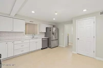 179 Wall Street, West Long Branch, NJ 07764 - Photo 8