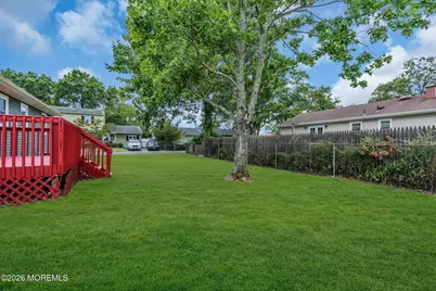 652 Berkeley Avenue, Beachwood, NJ 08722 - Photo 46