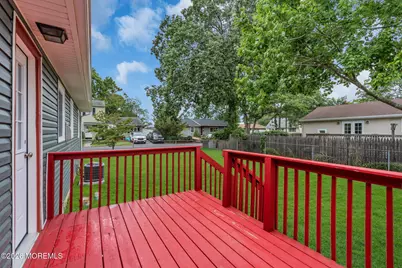 652 Berkeley Avenue, Beachwood, NJ 08722 - Photo 44