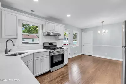 652 Berkeley Avenue, Beachwood, NJ 08722 - Photo 20