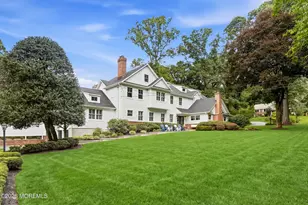 24 Circle Dr, Rumson, NJ 07760 - Photo 2