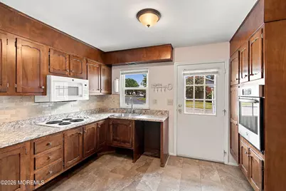 419A Chatham Court, Lakewood, NJ 08701 - Photo 4