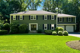 41 Hillyer Cir, Middletown, NJ 07748 - Photo 1