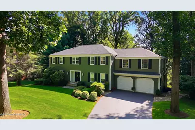 41 Hillyer Circle, Middletown, NJ 07748 - Photo 2